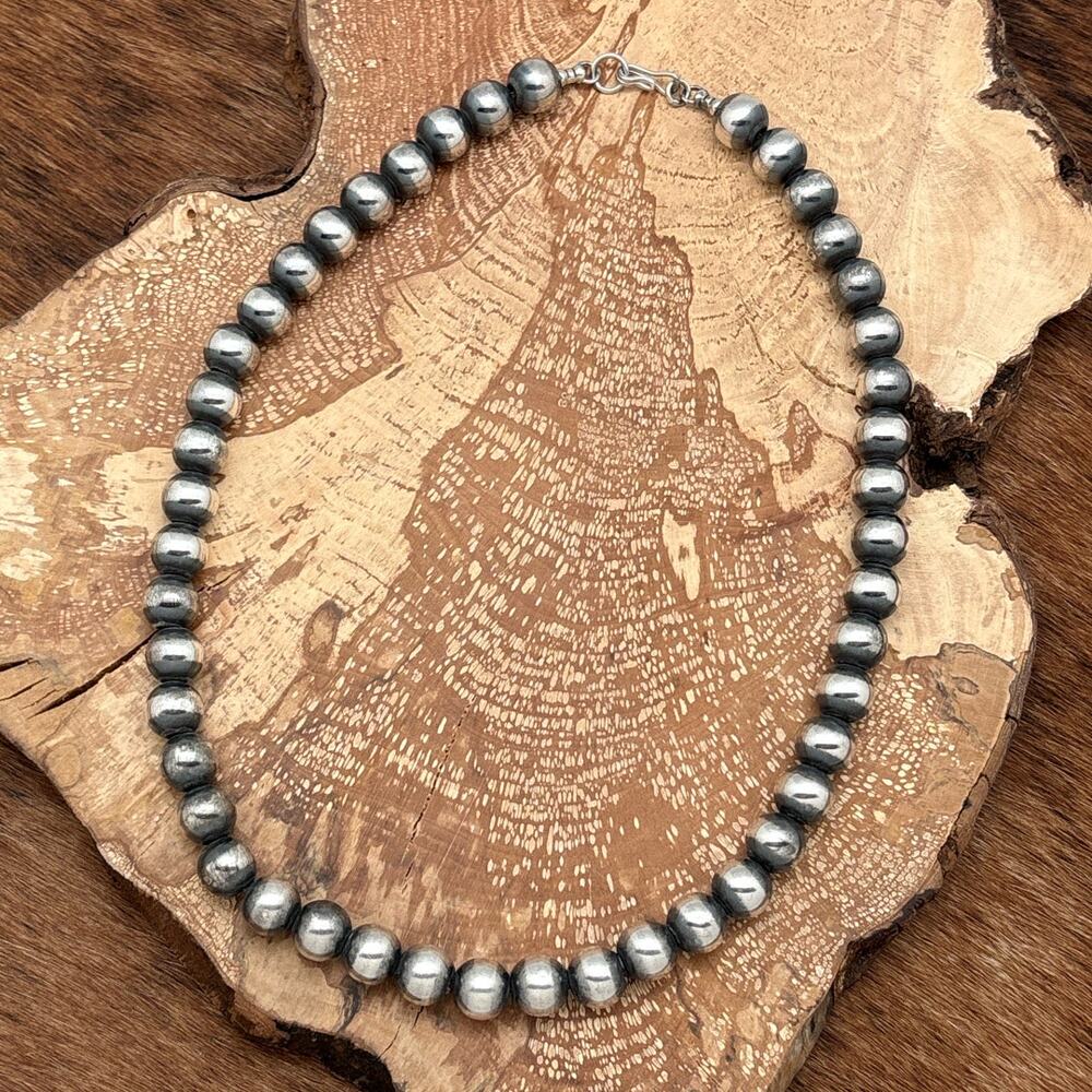 MARILYN PLATERO Navajo Sterling Silver 10mm Round Machine Made Bead Necklace 18"